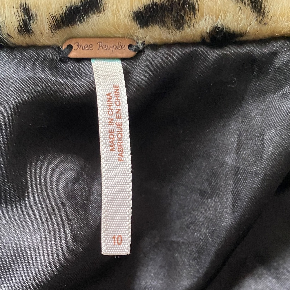 Free People Tan and Black Teddy Jacket - Picture 5 of 9